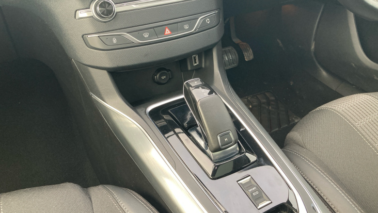 Peugeot 308 1.2 PureTech 130 Allure 5dr EAT8 Petrol Hatchback